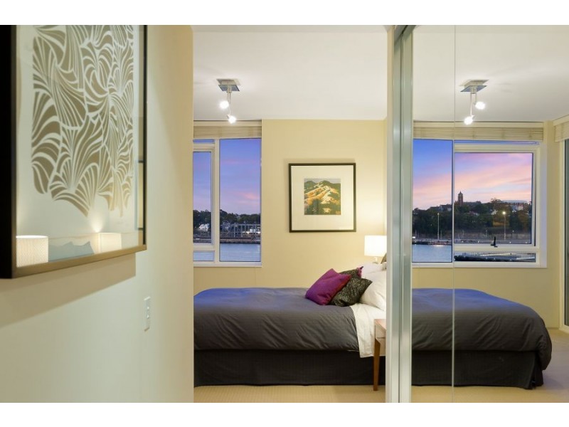 702/32 Refinery Drive, Pyrmont NSW 2009