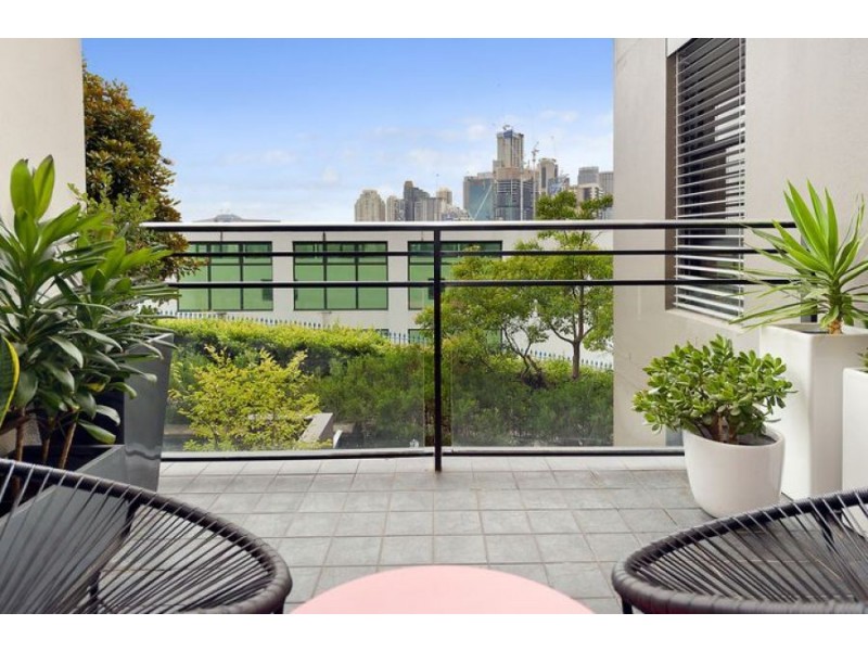 B304/24-26 Point Street, Pyrmont NSW 2009