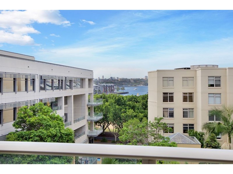 Penthouse 9/1 Murray Street, Pyrmont NSW 2009