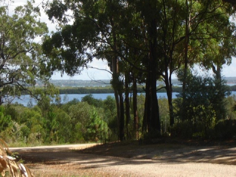 17 Brolga Street, Macleay Island QLD 4184
