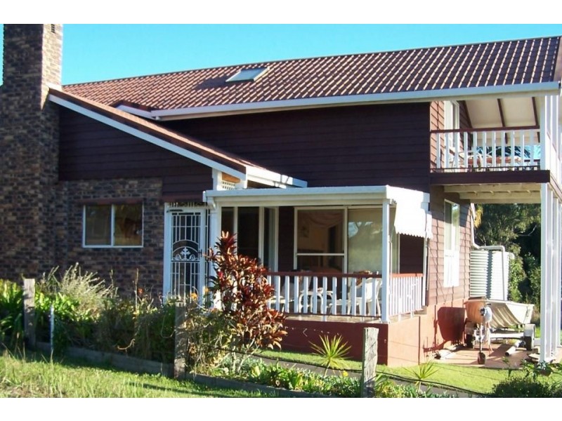 35 Florence Street, Macleay Island QLD 4184