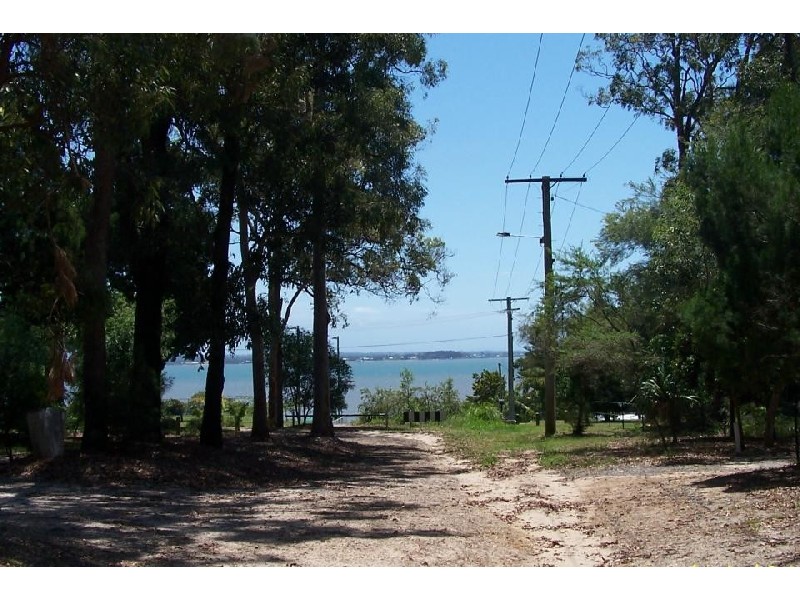 24 Kalara Street, Macleay Island QLD 4184