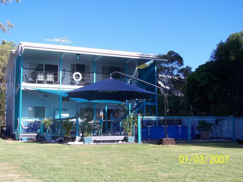 19 Coondooroopa Drive, Macleay Island QLD 4184