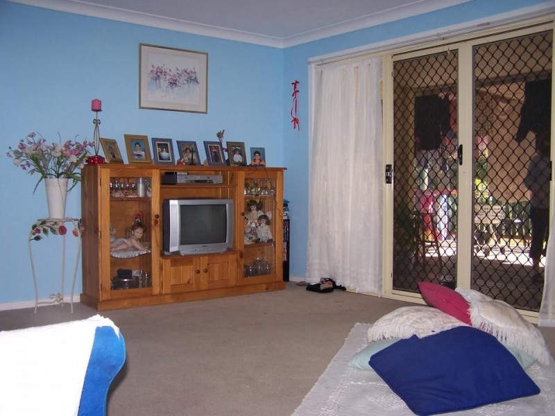 10 Jane Street, Macleay Island QLD 4184