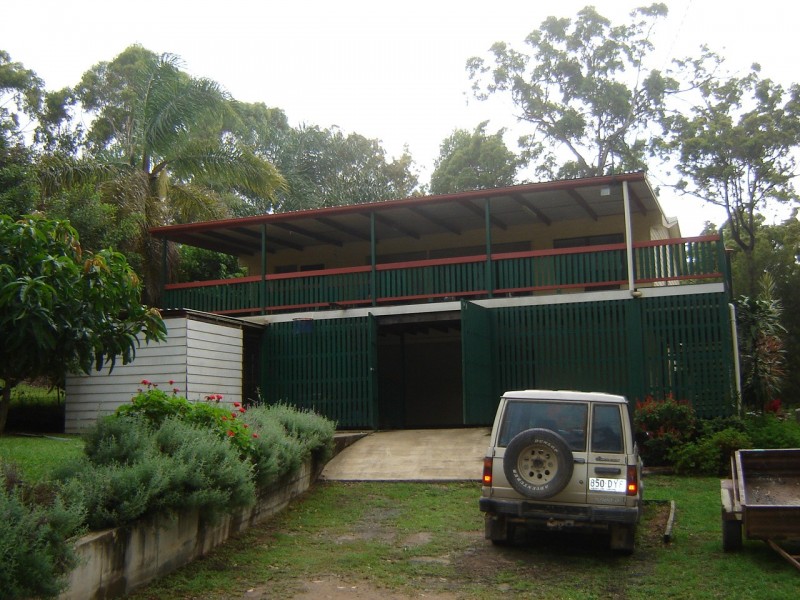 10 Jane Street, Macleay Island QLD 4184