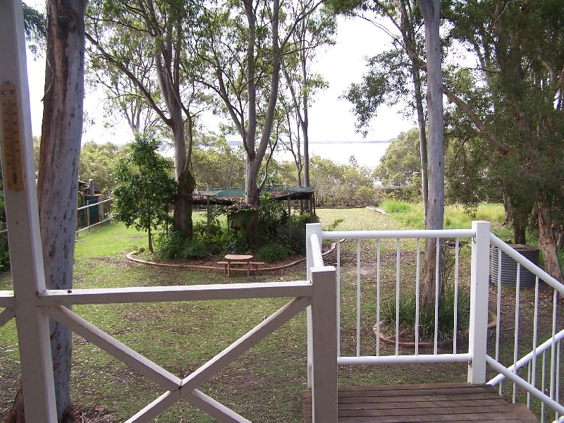 3 Attunga Street, Macleay Island QLD 4184