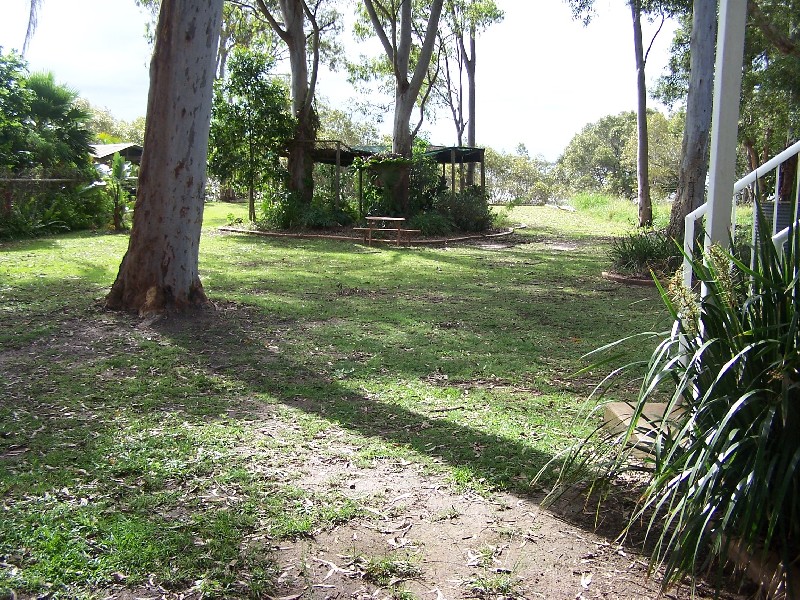 3 Attunga Street, Macleay Island QLD 4184