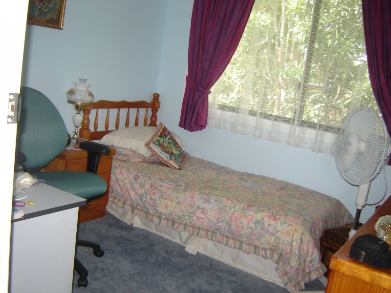 10 Curlew Street, Macleay Island QLD 4184