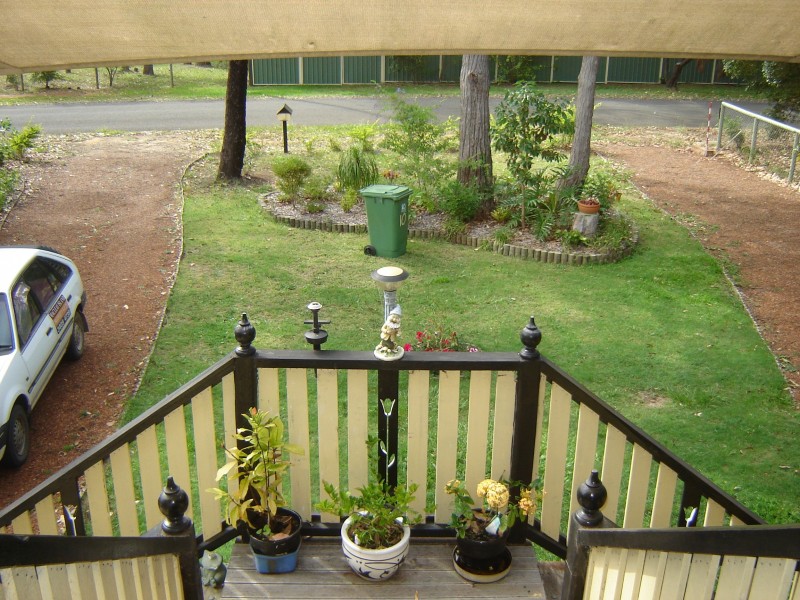 10 Curlew Street, Macleay Island QLD 4184