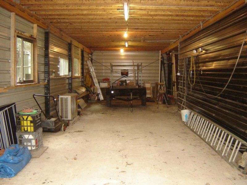 10 Curlew Street, Macleay Island QLD 4184