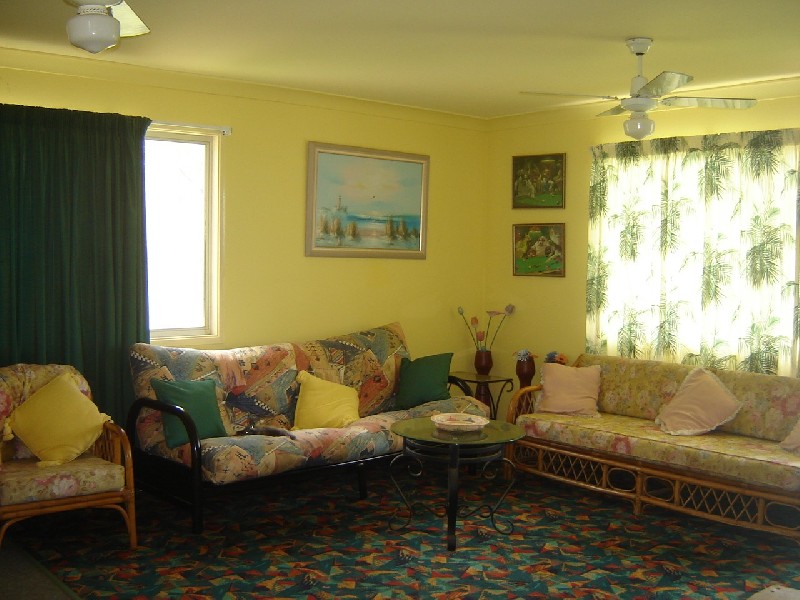 17 Coorong Street, Macleay Island QLD 4184