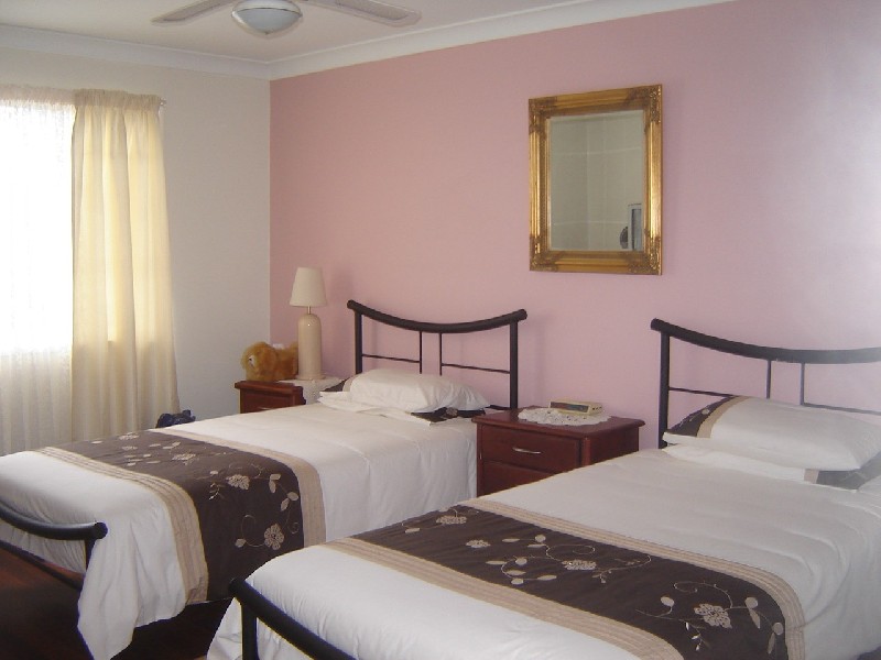 17 Coorong Street, Macleay Island QLD 4184