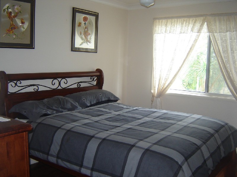 17 Coorong Street, Macleay Island QLD 4184