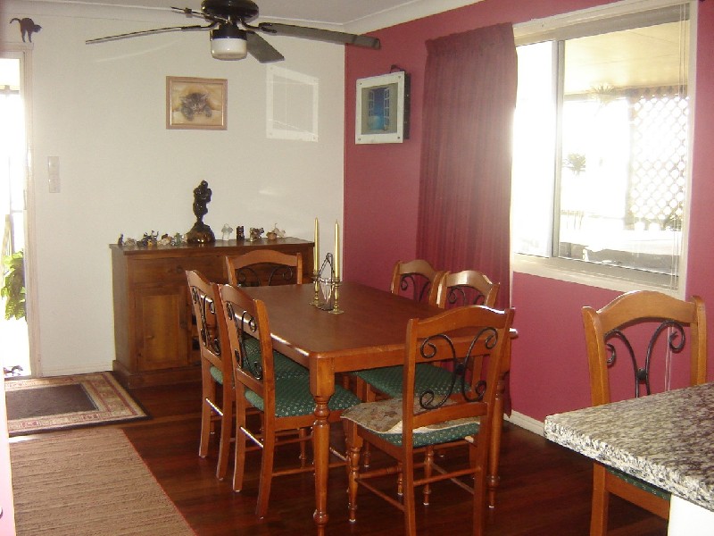 17 Coorong Street, Macleay Island QLD 4184