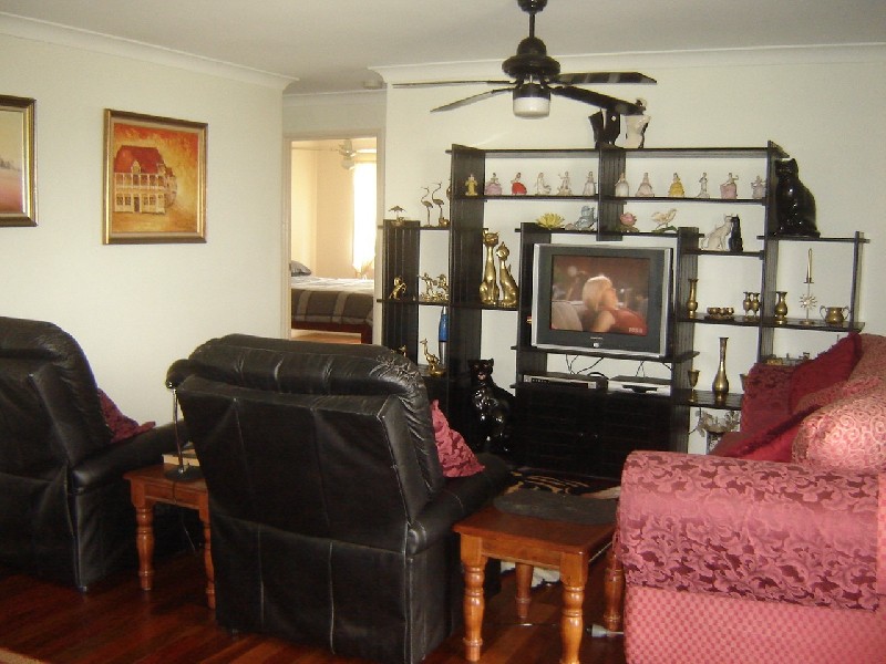 17 Coorong Street, Macleay Island QLD 4184