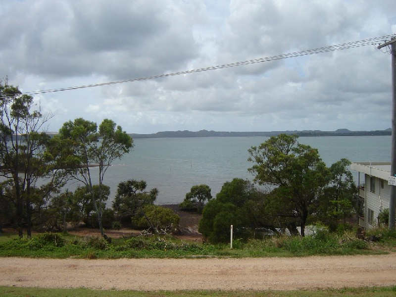 17 Coorong Street, Macleay Island QLD 4184