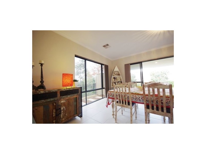 17 Hirono Approach, Meadow Springs WA 6210