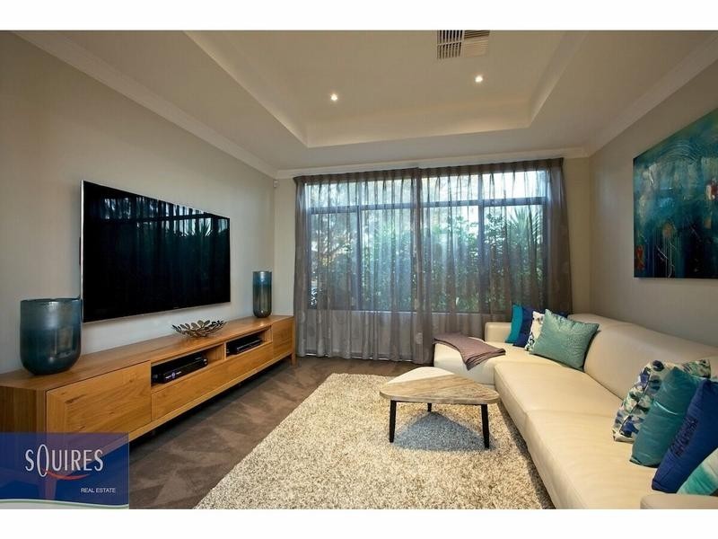 67 Clarkson Road, Maylands WA 6051