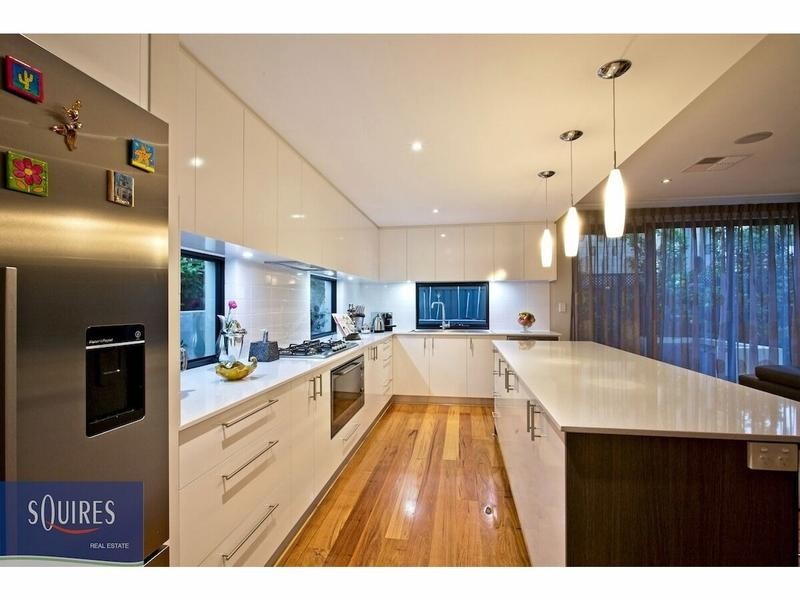 67 Clarkson Road, Maylands WA 6051