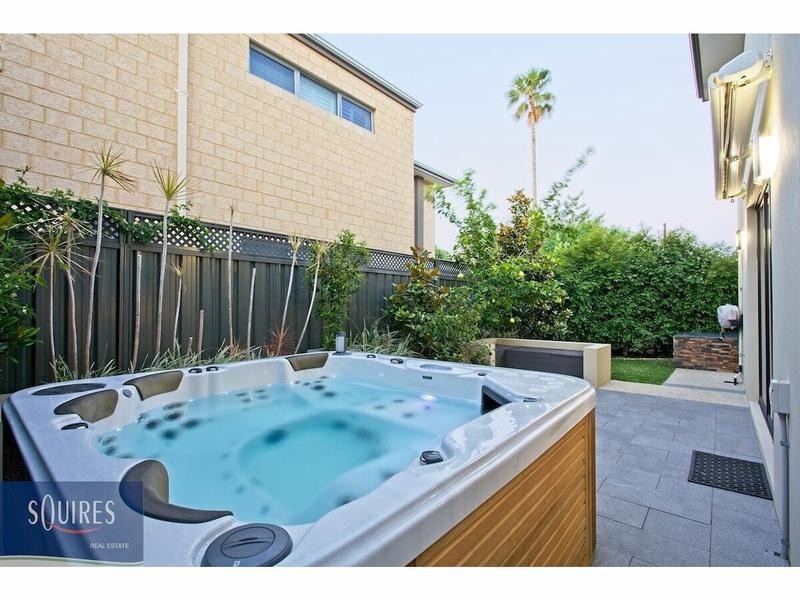 67 Clarkson Road, Maylands WA 6051