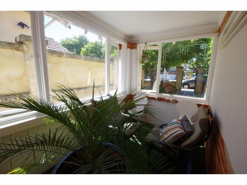 19 Kimberley Street, West Leederville WA 6007