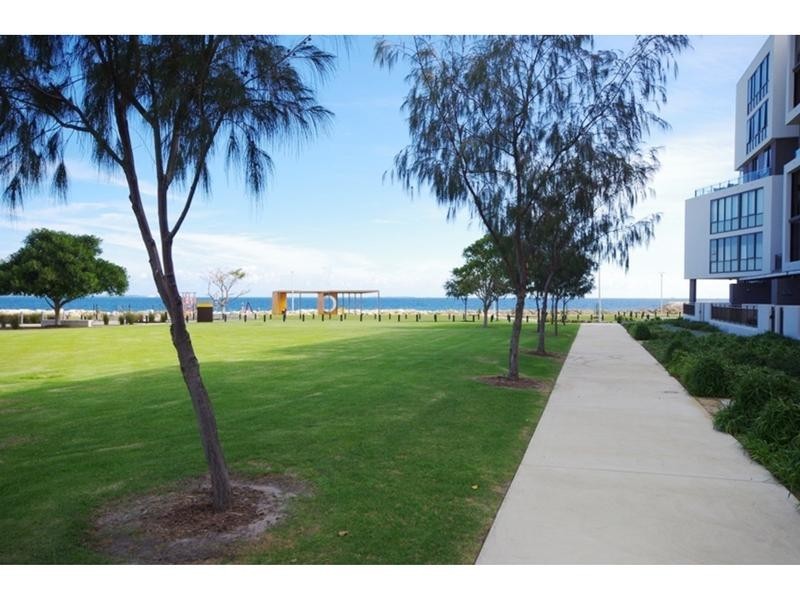 38 Orsino Boulevard, North Coogee WA 6163