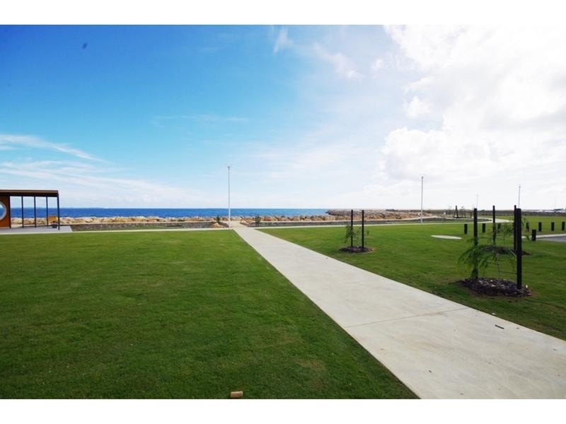 38 Orsino Boulevard, North Coogee WA 6163