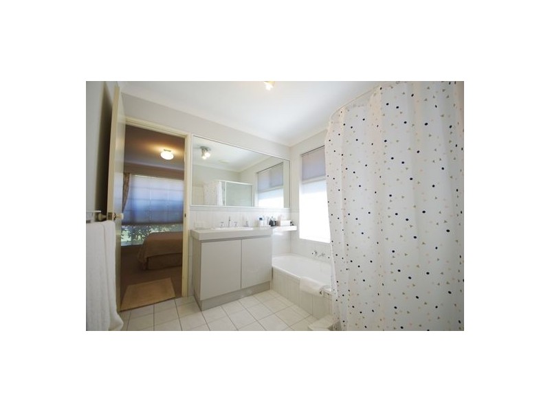 30 Gilroyd Loop, Ballajura WA 6066