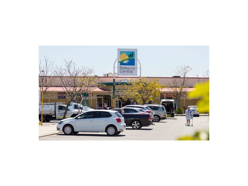 30 Gilroyd Loop, Ballajura WA 6066