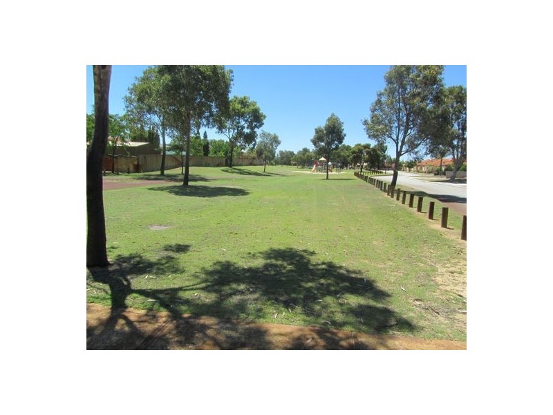 30 Gilroyd Loop, Ballajura WA 6066