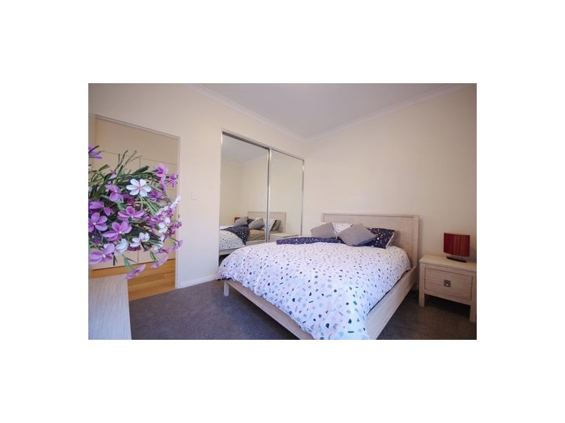 8/3 Nangar Street, Yokine WA 6060