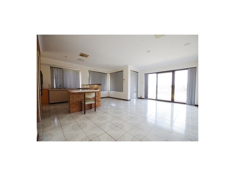 97 Phoenix Road, Spearwood WA 6163