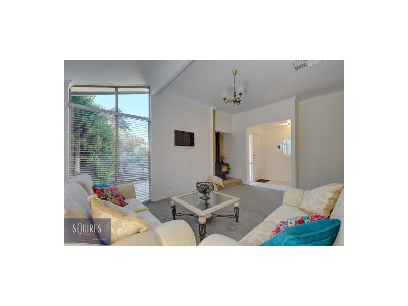 13 Spinnaker Crest, Ballajura WA 6066