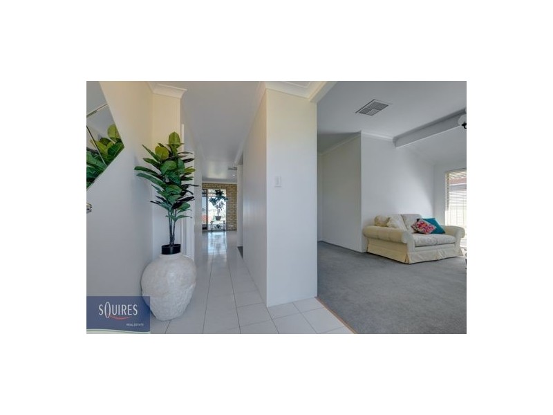 13 Spinnaker Crest, Ballajura WA 6066