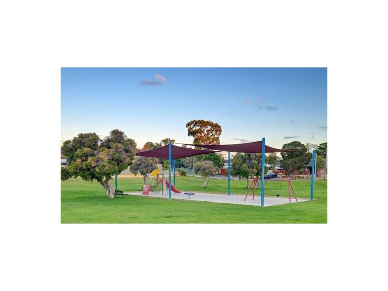 39A Bromley Street, Embleton WA 6062