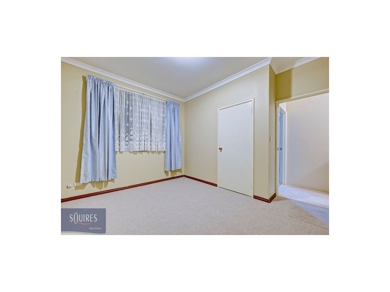 8 Cambrian Mall, Alexander Heights WA 6064