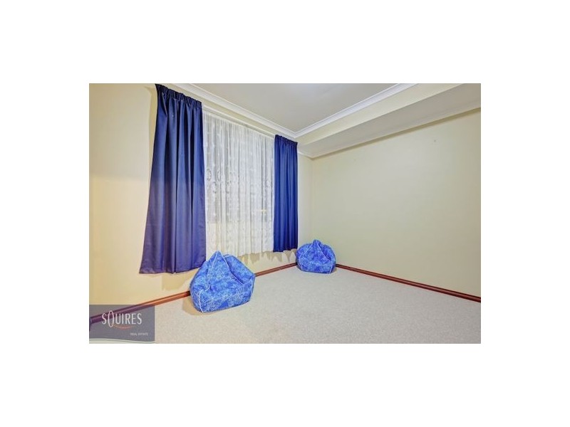 8 Cambrian Mall, Alexander Heights WA 6064