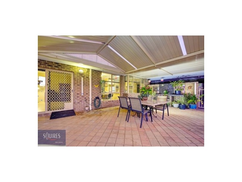 8 Cambrian Mall, Alexander Heights WA 6064