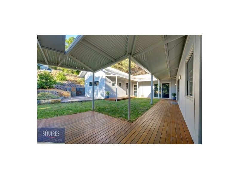 30a Watsonia Road, Gooseberry Hill WA 6076