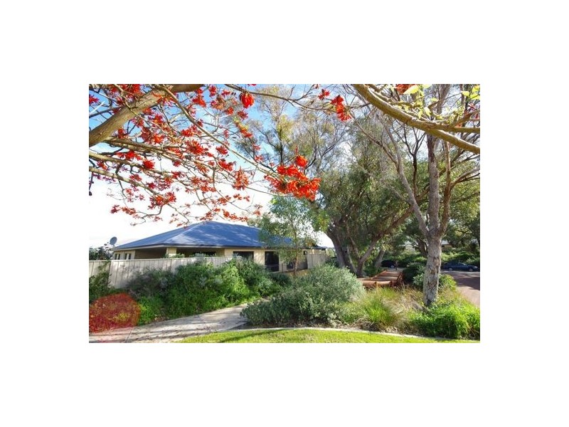 17a Hirono Approach, Meadow Springs WA 6210