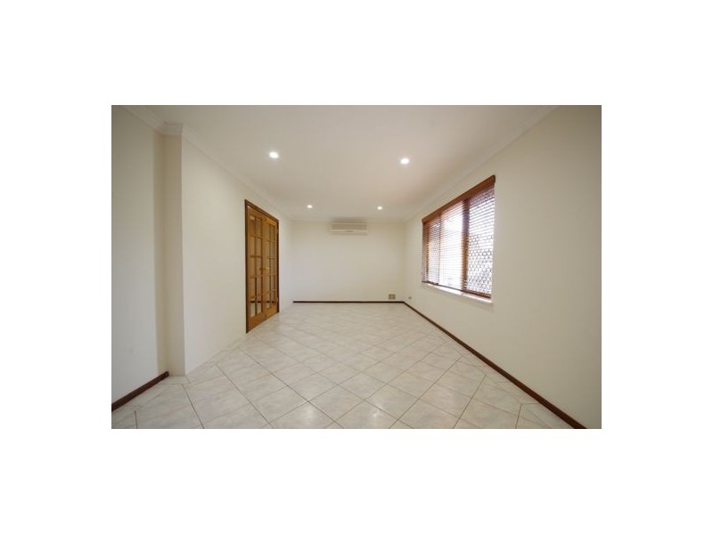 5 Landsborough Way, Padbury WA 6025