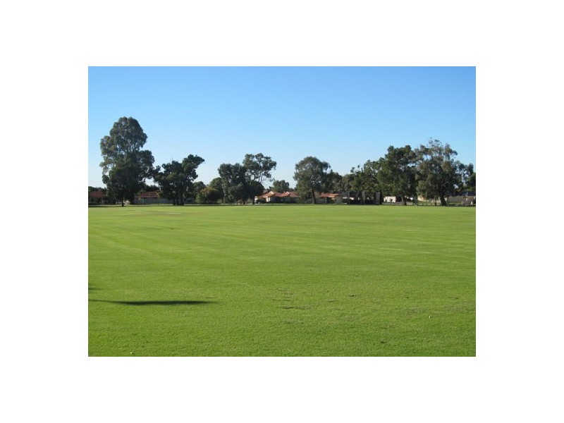 64a Eastdene Circle, Nollamara WA 6061