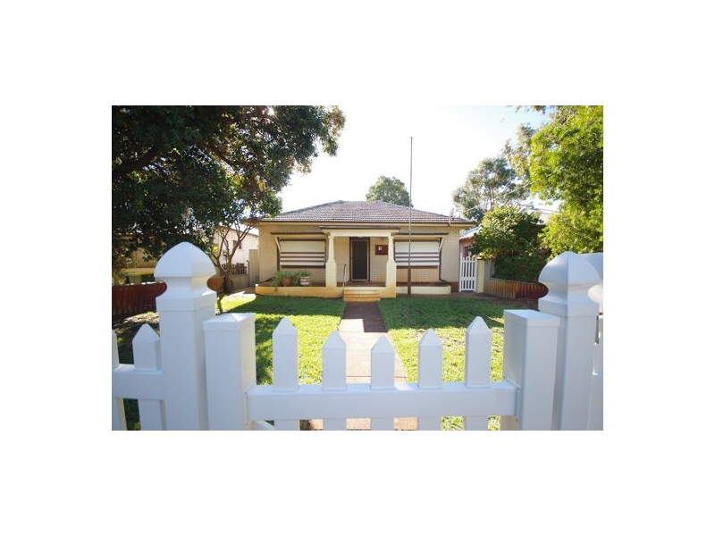 30 Stuart Street, Maylands WA 6051