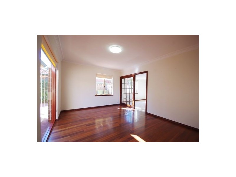 4/42 Caledonian Ave, Maylands WA 6051
