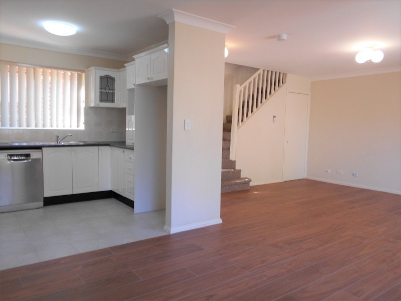 2/6 Parsonage Road, Castle Hill NSW 2154