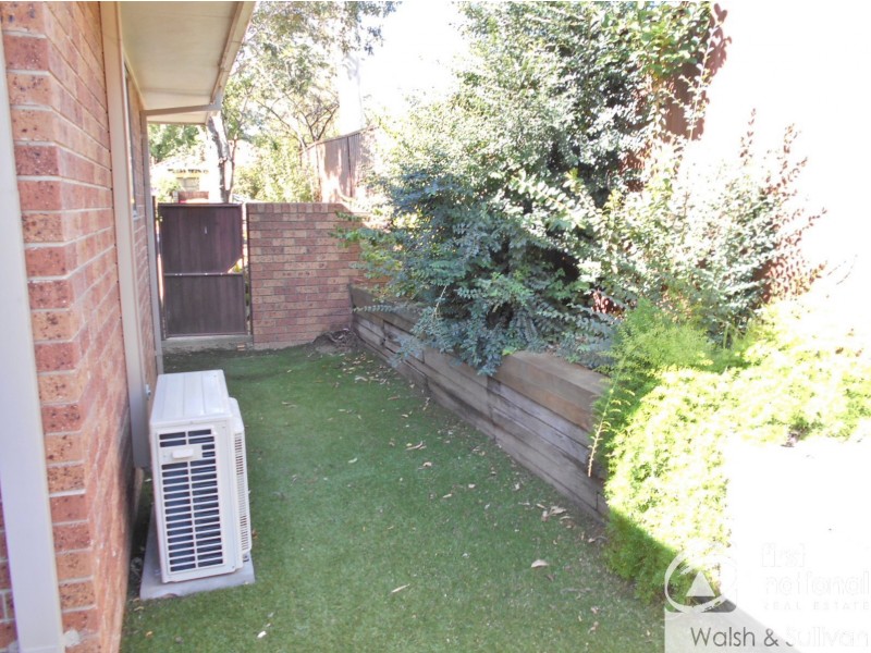 1/10-12 Kenneth Avenue, Baulkham Hills NSW 2153