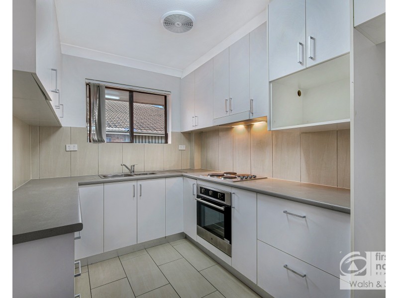 4/27 Park Avenue, Westmead NSW 2145