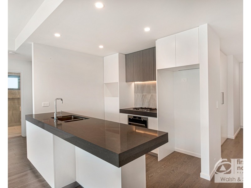 318/180-192 Caroline Chisholm Drive, Winston Hills NSW 2153
