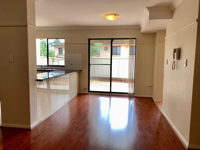 6/4-8 Russell Street, Baulkham Hills NSW 2153