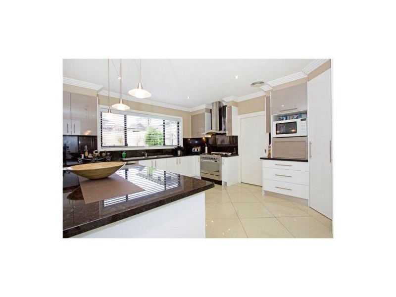 7 Finch Place, Castle Hill NSW 2154